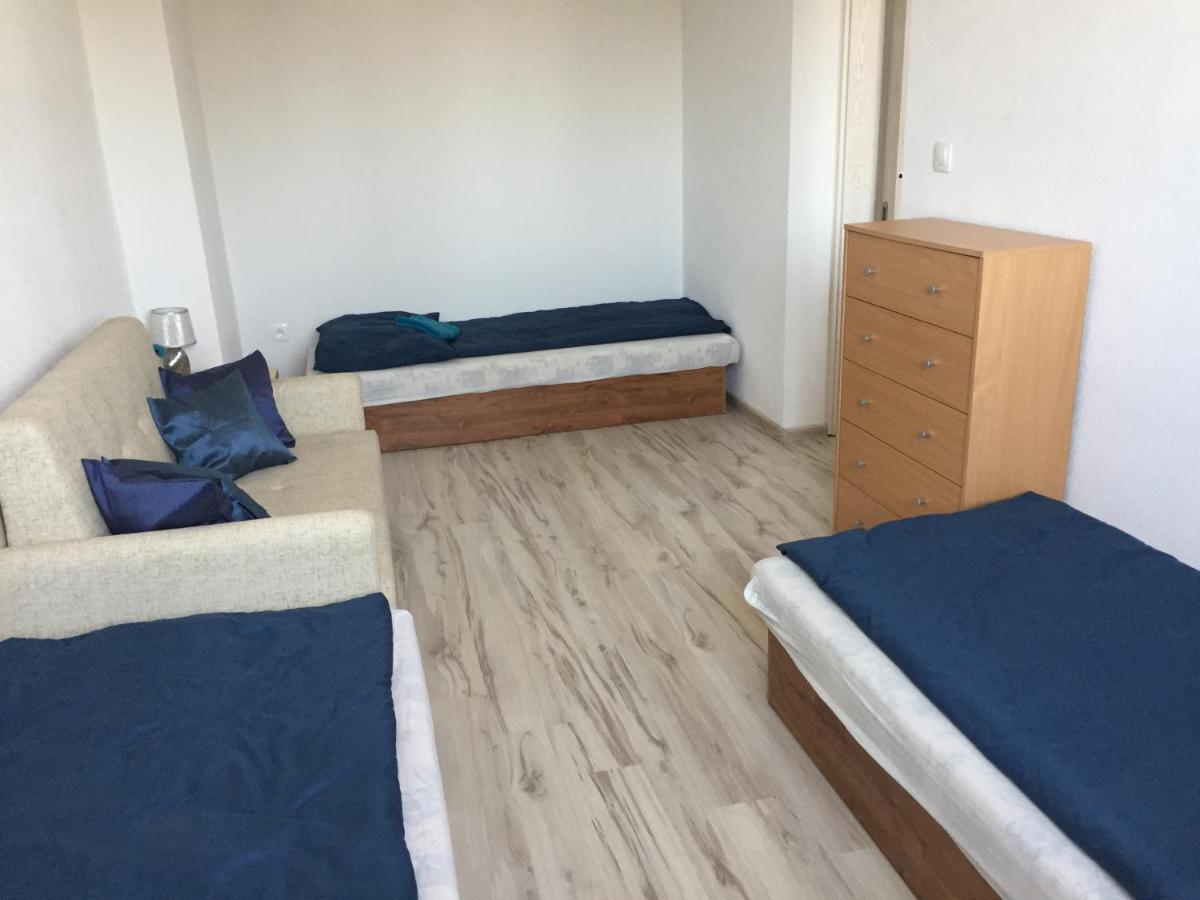 Apartman C.1 Haliganda*** Apartment Liptovský Hrádok Екстериор снимка
