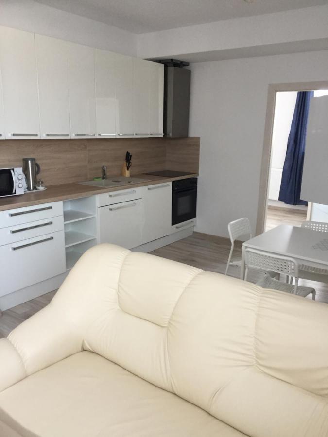 Apartman C.1 Haliganda*** Apartment Liptovský Hrádok Екстериор снимка