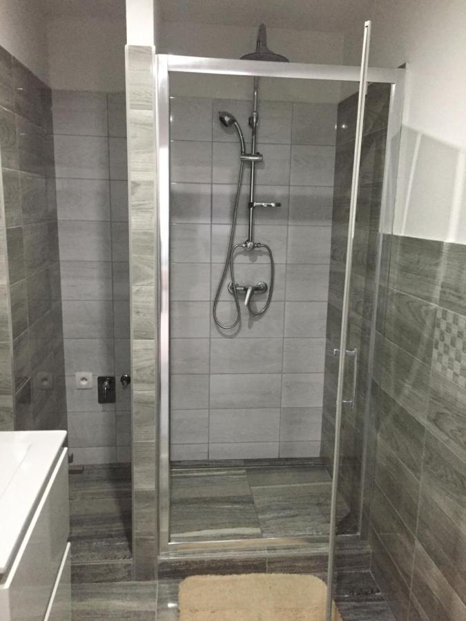 Apartman C.1 Haliganda*** Apartment Liptovský Hrádok Екстериор снимка