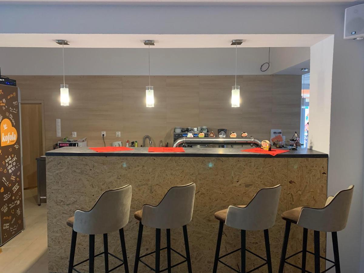 Apartman C.1 Haliganda*** Apartment Liptovský Hrádok Екстериор снимка